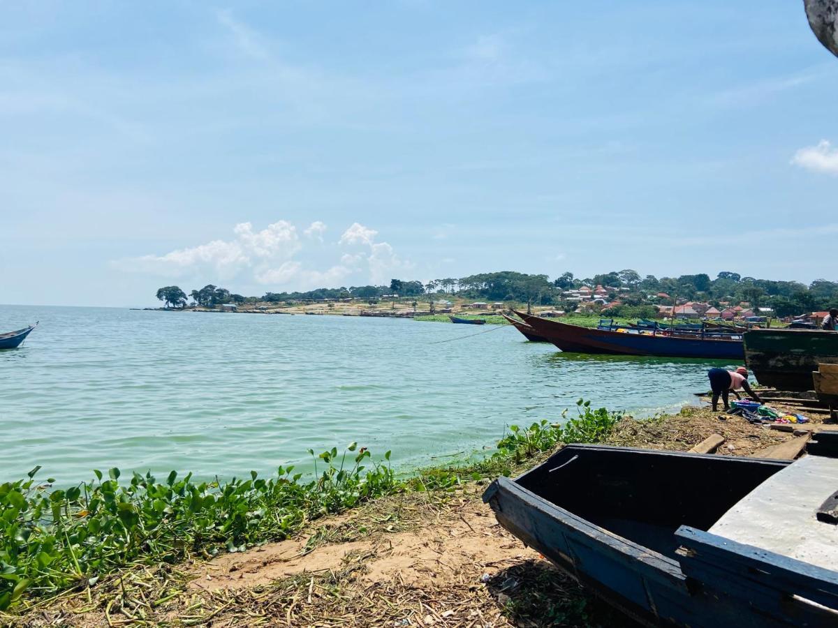 Homeonthenile Lake View Double Jinja Dış mekan fotoğraf